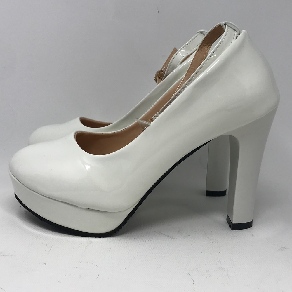 WUIWUIYU Cosplay Platform Ankle Strap Stiletto Heel, Women's Size 7 - White - Picture 5 of 14